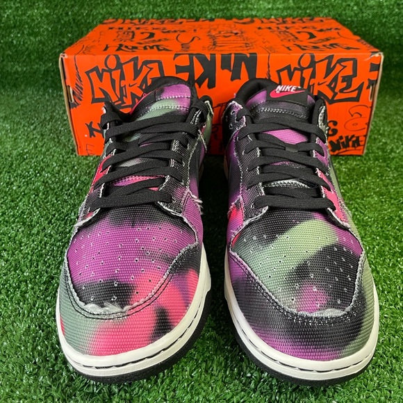 Dunk Low - Picture 2 of 4